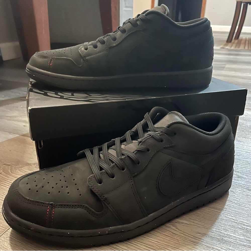 NWOT Air Jordan 1 Low SE Craft